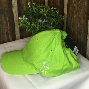 Forever21 Neón Green Hat.
